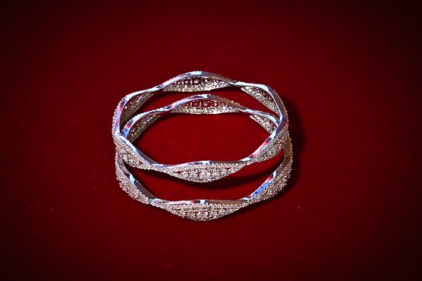 Ladies Bangle - Image 5
