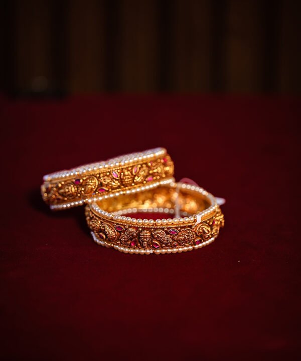 Antique Silver Bangle - Image 5
